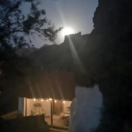 La Cueva Refugio Holiday home