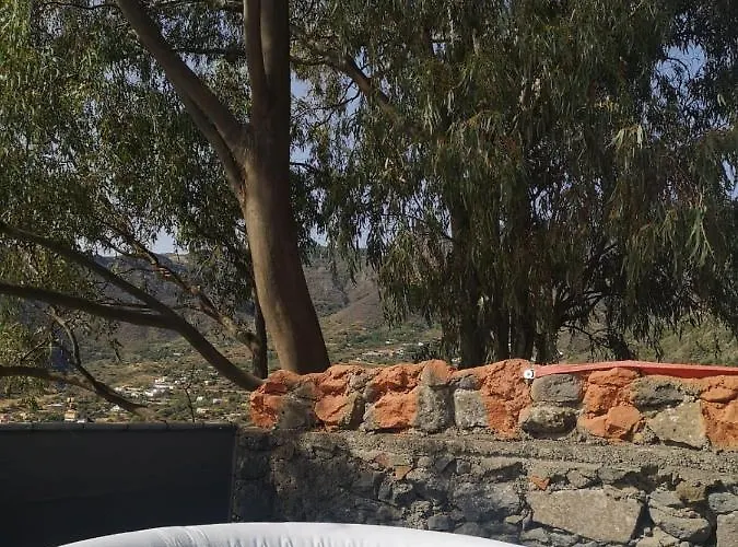 La Cueva Refugio Casa rural *