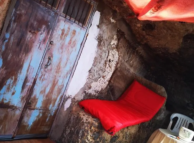 La Cueva Refugio